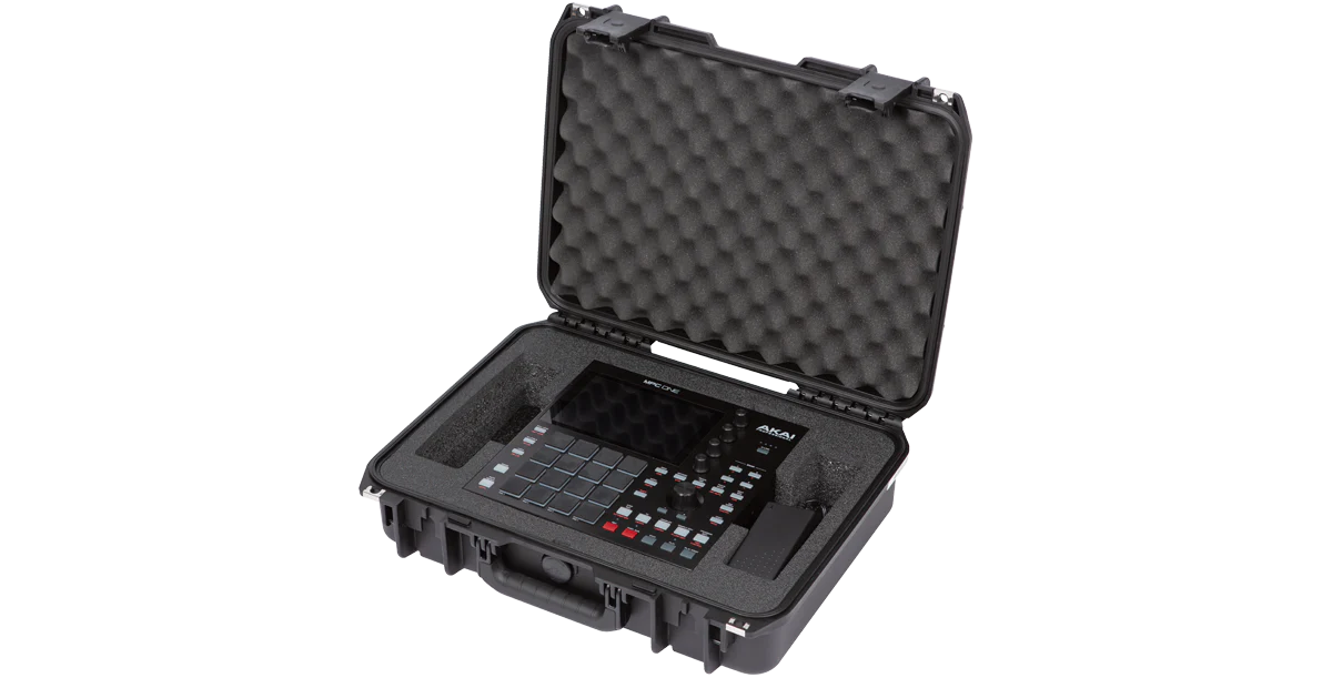 iSeries 1813-5 AKAI MPC One + Case - Image 3