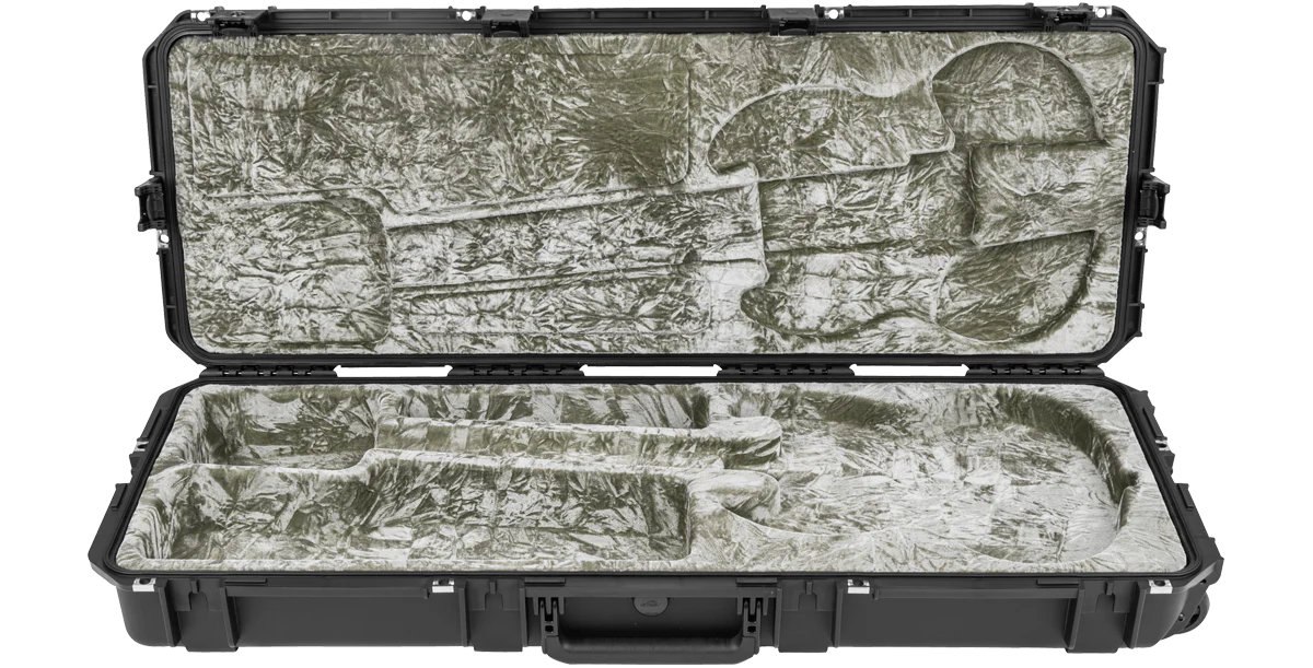 iSeries SG® Style Waterproof Guitar Flight Case - Image 4
